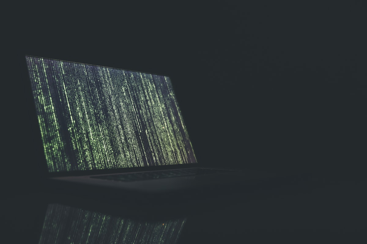 Prompt injection 2026: así atacan a Cursor y Copilot