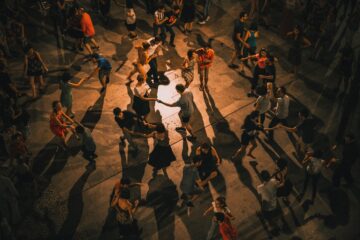 Superpowers: framework de skills agénticas para disciplinar agentes de IA como Claude Code y Codex