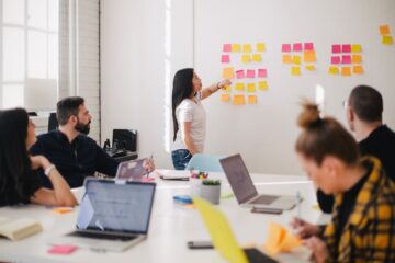 Diagrama de la brecha Vercel abril 2026 con pivote OAuth